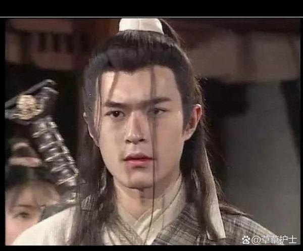 娱乐圈疑云：杨过游戏揭秘明星隐秘生活