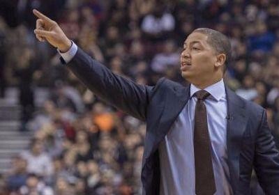 NBA教练与球星相处之道：戴利堪称恶人头目，禅师乔丹互相尊重