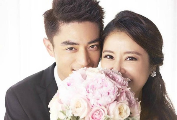 女星未婚先孕怎么办？那英被骗，成龙内心崩溃