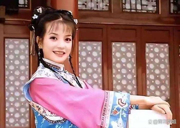 深扒赵薇的“靠山”，从小燕子到资本女王，背后站着谁？