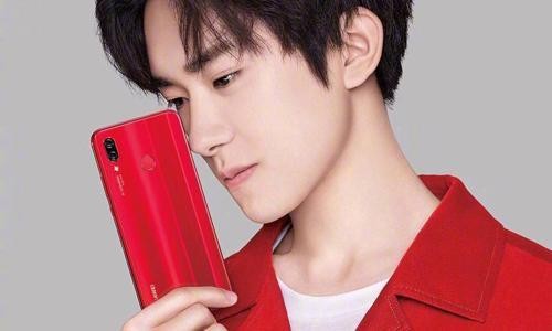 “带货王子”易烊千玺，华为手机销量上涨真的是因为明星效应吗？