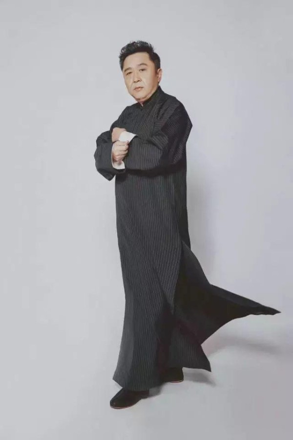 于谦行张云雷行吗？相声演员成为好演员咋就那么难！