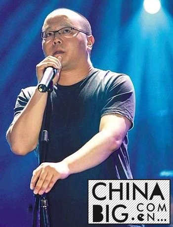 窦靖童是怎么评价生父窦唯的？ 窦唯家庭背景资料介绍