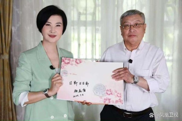 媒体专访回国的顶流数学家张益唐 不仅仅是一片落叶