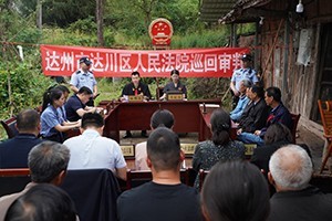 40年的心结，在老宅院坝说开了