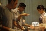 随着电影《新娘大作战》的杀青，不仅杨颖（Angelababy）、倪妮两位女神备受瞩目，导演陈国辉也逐渐走进公众视野。早前他导演的《全城热恋》和《全球热恋》以总数超过两亿的票房成为华语爱情电影的新势力，电影中邀请到了谢霆锋、大S、吴彦祖、刘若英、陈奕迅等一众大牌明星助阵，这对于当时还是导演界新秀的陈国辉而言不得不说是个奇迹。到底是什么吸引到这么多明星来参与他的电影？导演陈国辉就此讲述了自己搞定明星的窍门。