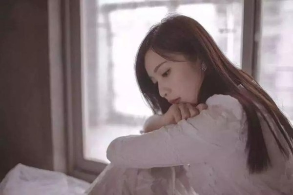 在感情中，如何控制自己的情绪？