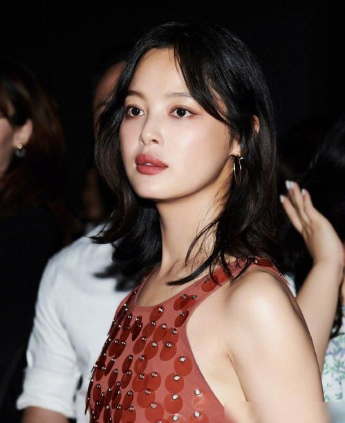 辛芷蕾微博真的是本人发的吗_辛芷蕾微博真的是本人发的吗