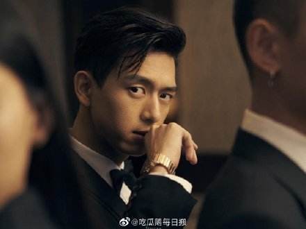 李现见邓伦第一反应是什么？深扒两人私下真实关系如何有竞争吗？