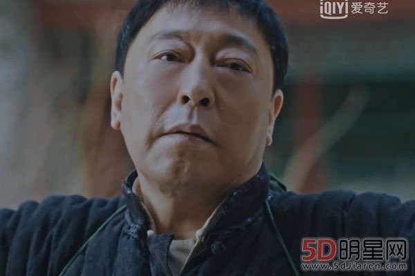 倪大红与闫妮的关系 父女夫妻和倪萍是什么关系