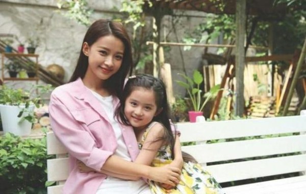 孙怡女儿“乐童”王亭文被传离世 经纪公司：她活得很开心！