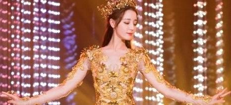微博之夜众星云集，顶级流量三小只，榜单竞争激烈，鹿晗却缺席？