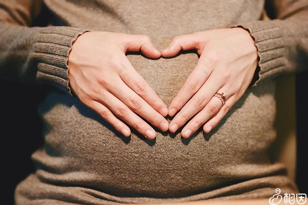 双胞胎姐妹缘分可追溯到前世