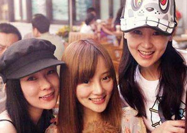 秦岚的姐妹团有谁？李小璐应采儿刘芸纷纷上榜