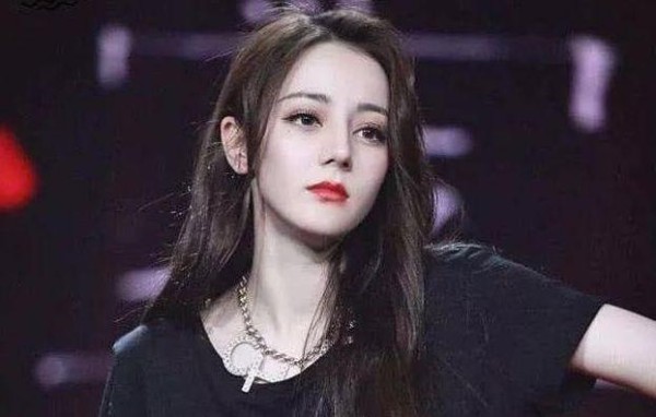 知名编剧喊话肖战后再度喊话小花，就不喜欢流量明星