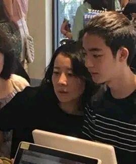 理性看待“陈小艺”事件，因为演员也是凡人！