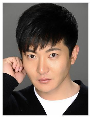 曾经被讽18线明星的他，如今为何爆红？靠什么上位