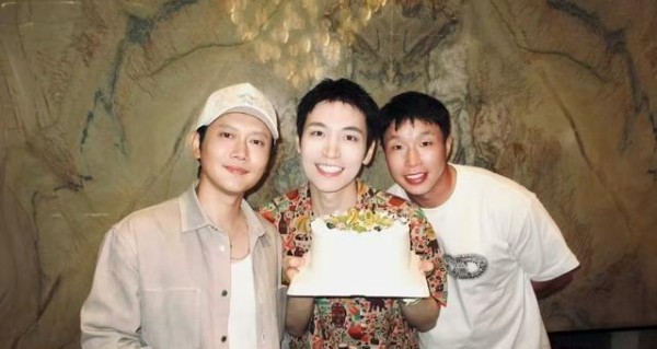王九龙生日盛大宴请圈内大佬，关系硬得令人羡慕