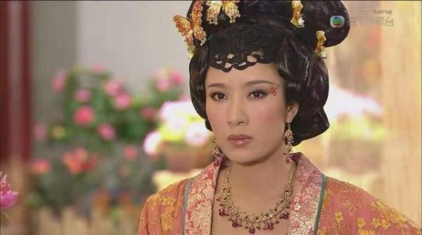 杨怡：她不是港姐，没有背景，却是唯一拿遍TVB所有奖的女演员