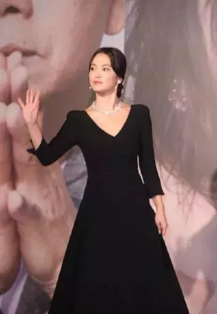 离婚见人品？宋慧乔回应离婚传闻：性格不合，希望大家放过宋仲基