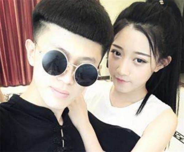 牌牌琦女友快手小伊伊被方丈睡过真的吗 小伊伊与方丈什么关系