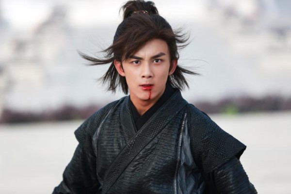 《斗破苍穹2》男主曝光，吴磊退出，“翻版彭于晏”挑战热血萧炎