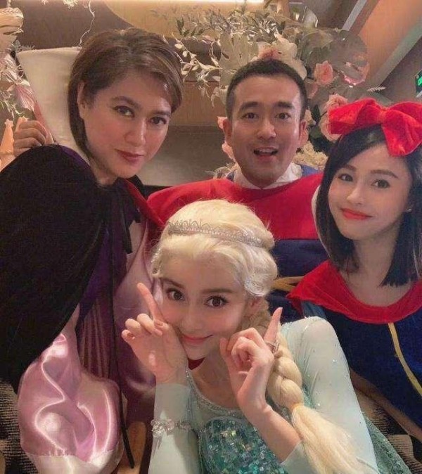 黄晓明Baby没离婚没人信？不碰面零互动，这些细节暴露真相