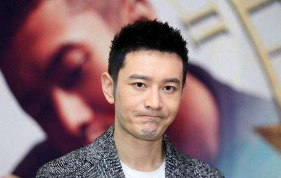 黄晓明Baby没离婚没人信？不碰面零互动，这些细节暴露真相