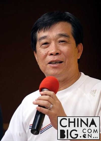 石富宽与郭德纲是什么关系？ 石富宽是郭德纲的师叔？