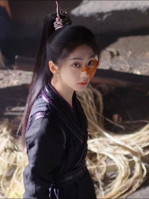 为了给好闺蜜出气，直接放大招瞬间击败两人 来围观精彩时刻