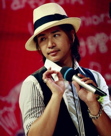 欧弟重回湖南卫视，被网友炮轰：当初你丢中国人的事都忘了？