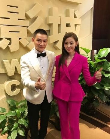 当刘德华8年替身, 差点死在马蹄下, 终逆袭成影帝还娶了华仔前任