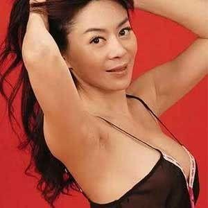 他是刘德华替身，因一剧爆红全国，爆娶华仔前女友