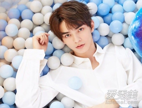 青春有你何昶希怎么念 何昶希多大河南哪里人