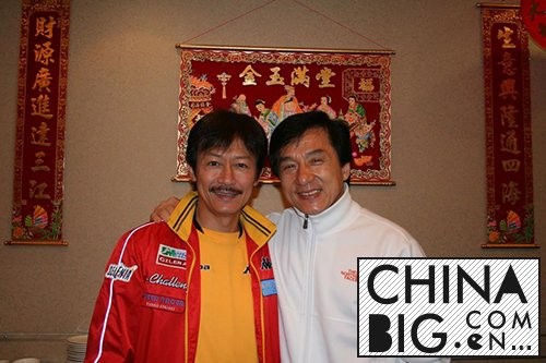 陈勋奇和成龙什么关系？ 陈勋奇的女儿为什么自杀？