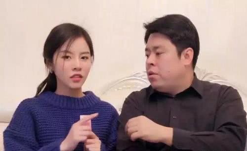 拥有3千万粉丝的网红祝晓晗父女，真实关系曝光，年收入数千万