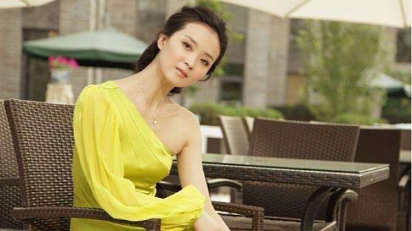 晴格格王艳在丈夫赌债风波后首发声 生日晒照谢粉丝祝福