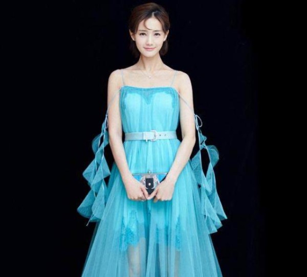 李一桐是谁的老婆(李一桐合作过的男明星)