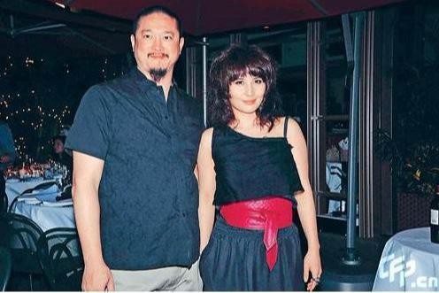 入赘豪门不好过的男明星，陈子聪被赶出门，他身价20亿离不成婚