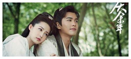 张若昀牵手男星，杨紫无视炒作直接递交律师函，这次真刚！