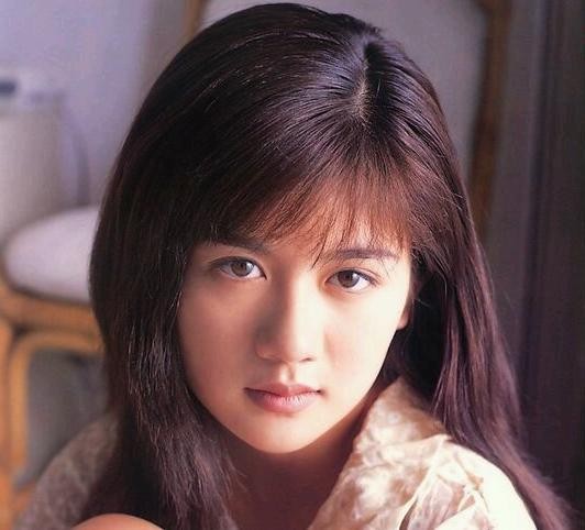 迪迦奥特曼中六大宇宙人美女，只有一个能够一直留在地球