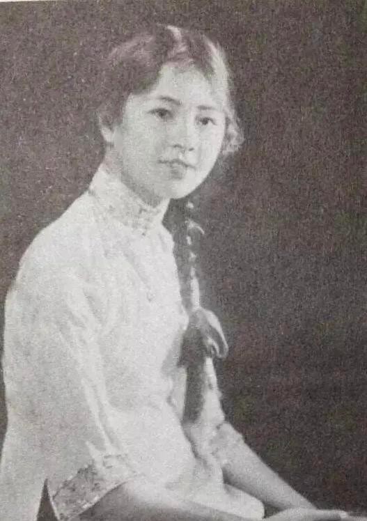 10大民国传奇美女，绝世美貌堪比现在一线女明星，难得一见真实照