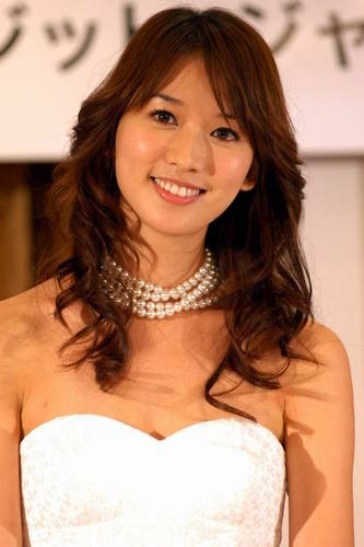 林志玲约会已婚富商 言谈间关系非比寻常(图)
