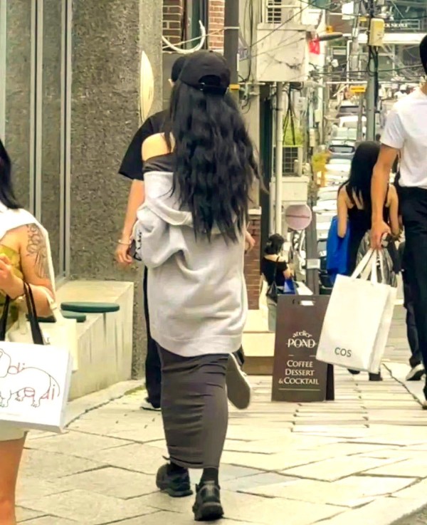 王勉与易梦玲恋情传闻：背后的故事与影响