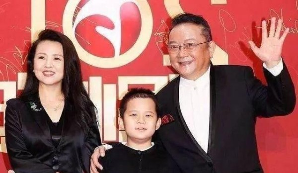 娱乐圈铁三角的婚姻生活大揭密