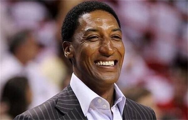 伊巴卡之前的NBA第一人后悔与最美前妻离婚直言：她给我最多安慰