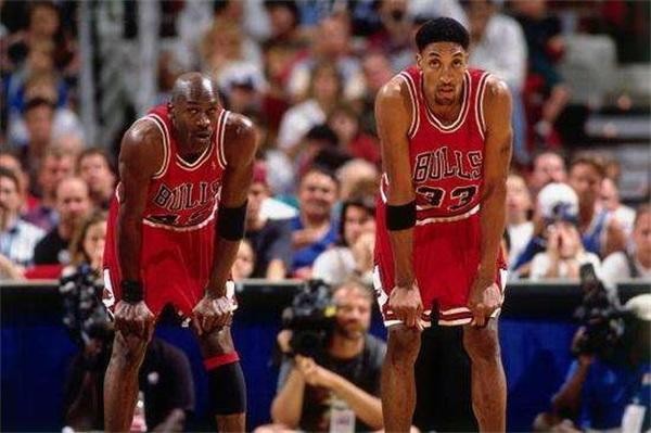 伊巴卡之前的NBA第一人后悔与最美前妻离婚直言：她给我最多安慰