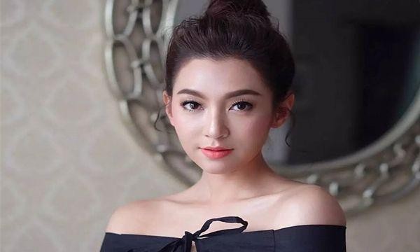 Bella因泰剧《天生一对》大火后,孝心不改送母亲价值不菲的礼物