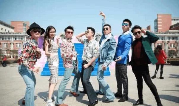 曾参加跑男大火的女明星，因意外高楼坠亡，网友：真可惜