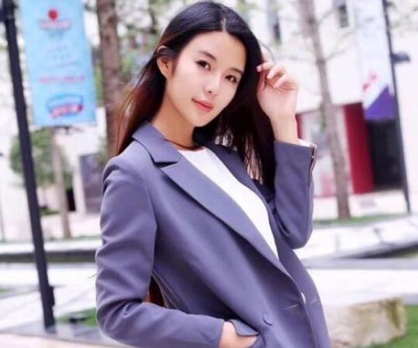 非诚勿扰郝文婕个人资料 她的目的是相亲的还是想成名